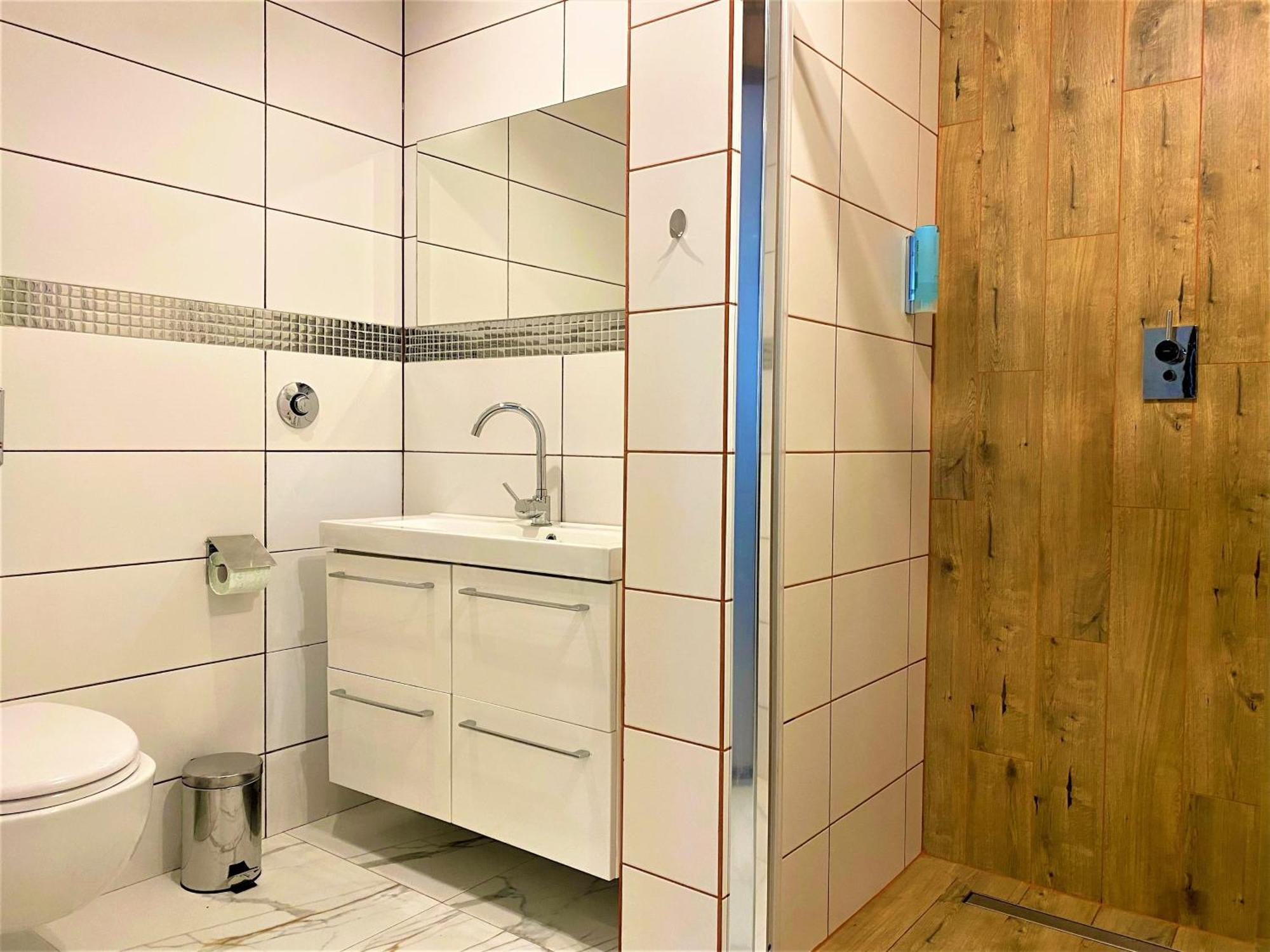 Apartment Manufaktura Bakery, Penthouse 200M, Prywatna Kamienica, Parking Strzezony *